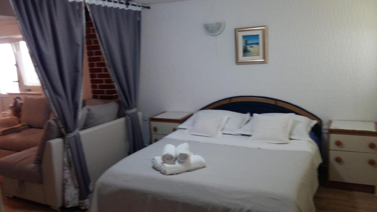 Apartmani Gojevic 沃迪切 外观 照片