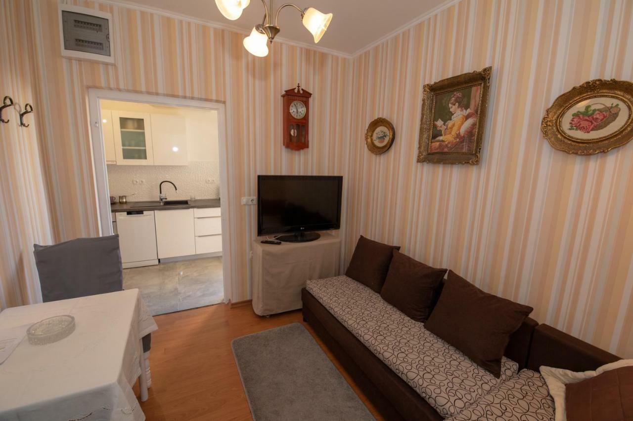 Apartmani Gojevic 沃迪切 外观 照片